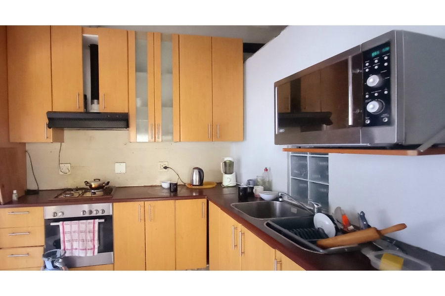 10 Bedroom Property for Sale in Maitland Western Cape